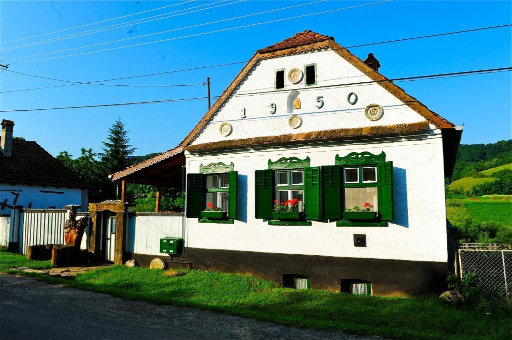 Transylvanian country house — photo 1