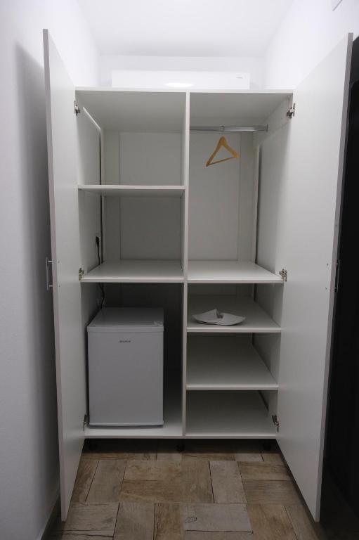 Solomon Apartments Room nr 5 photo 2