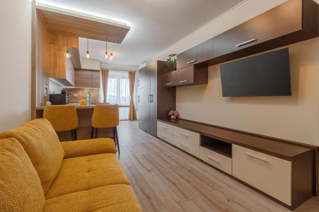 Yellow Oasis - Stylish City Stay photo 2