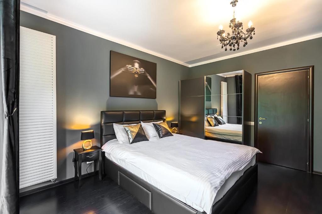 Tampa Gardens Apartments - Adults Only photo 2