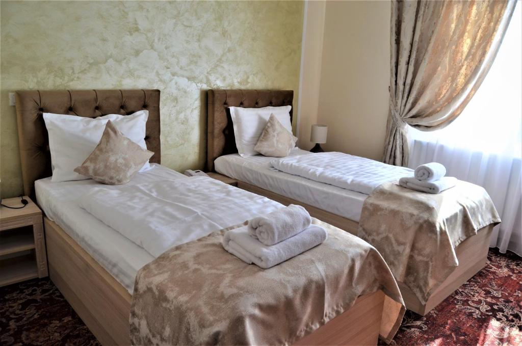 Pensiunea Romeo Resort photo 2