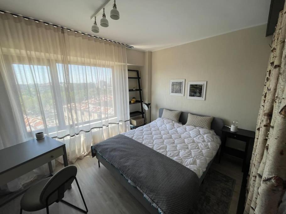 Stylish Studio - Piata Alba Iulia photo 2