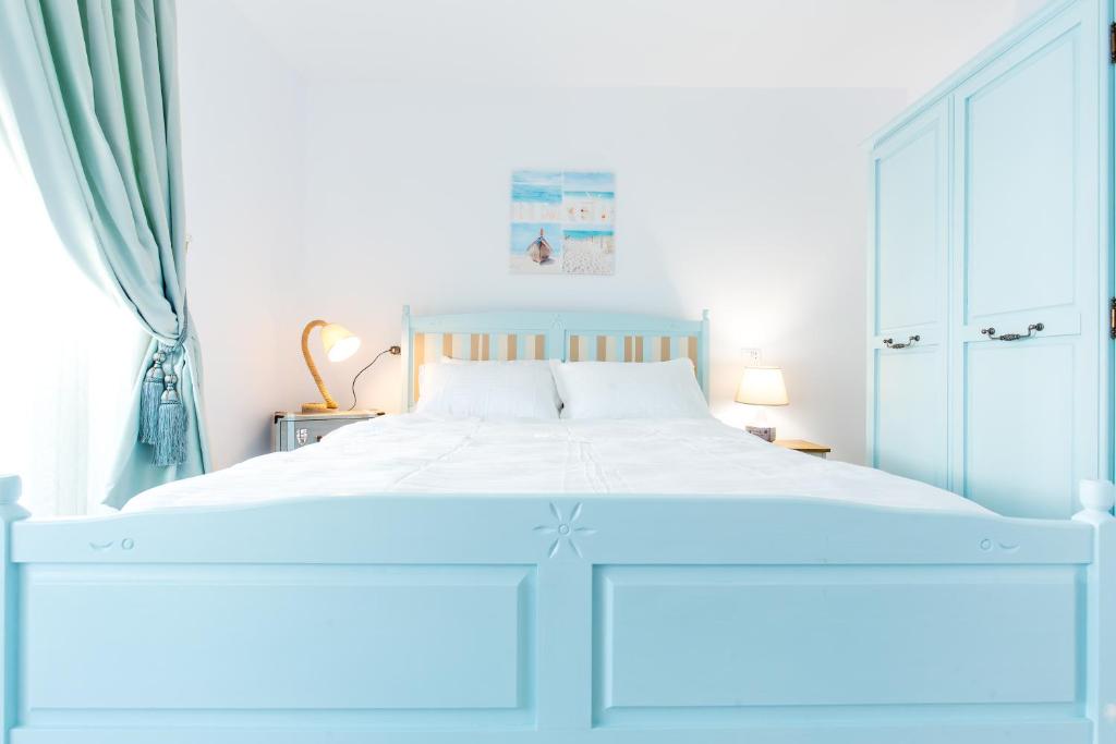 The Shore House — photo 1