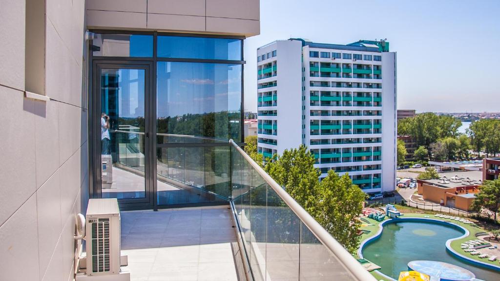 Riviera Residence Apartments photo 3