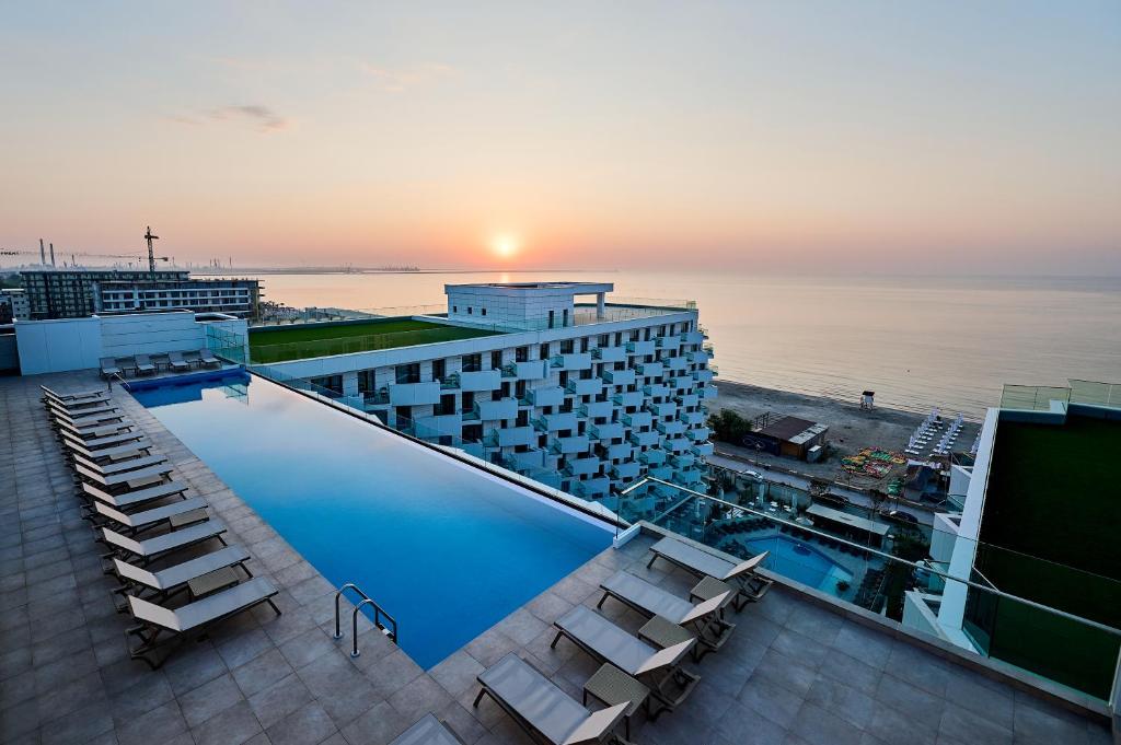 Topaz in Infinity Pool & Spa Resort — photo 1