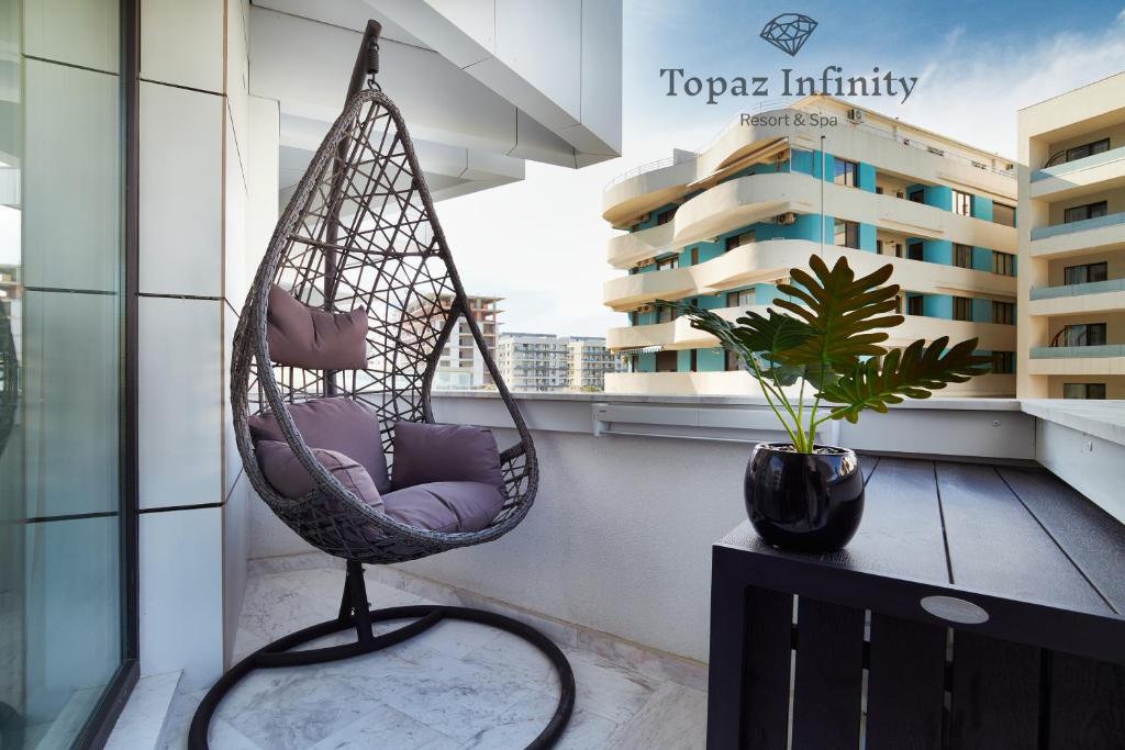 Topaz in Infinity Pool & Spa Resort photo 2