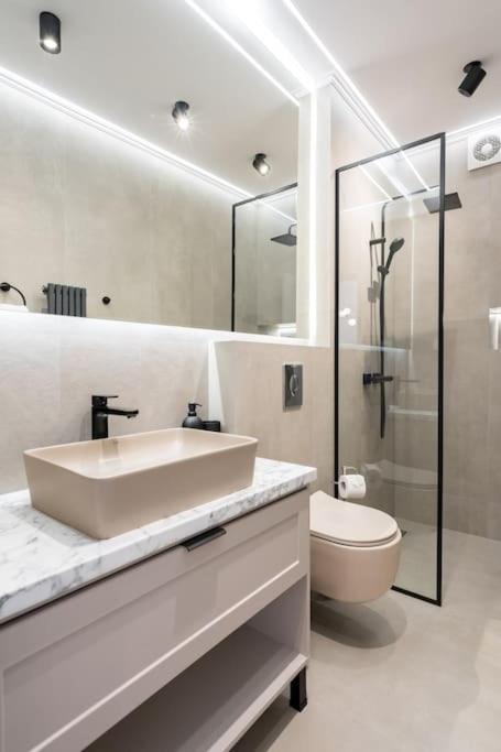 Stylish 2Br Vilacrosse Passage - Netflix photo 3