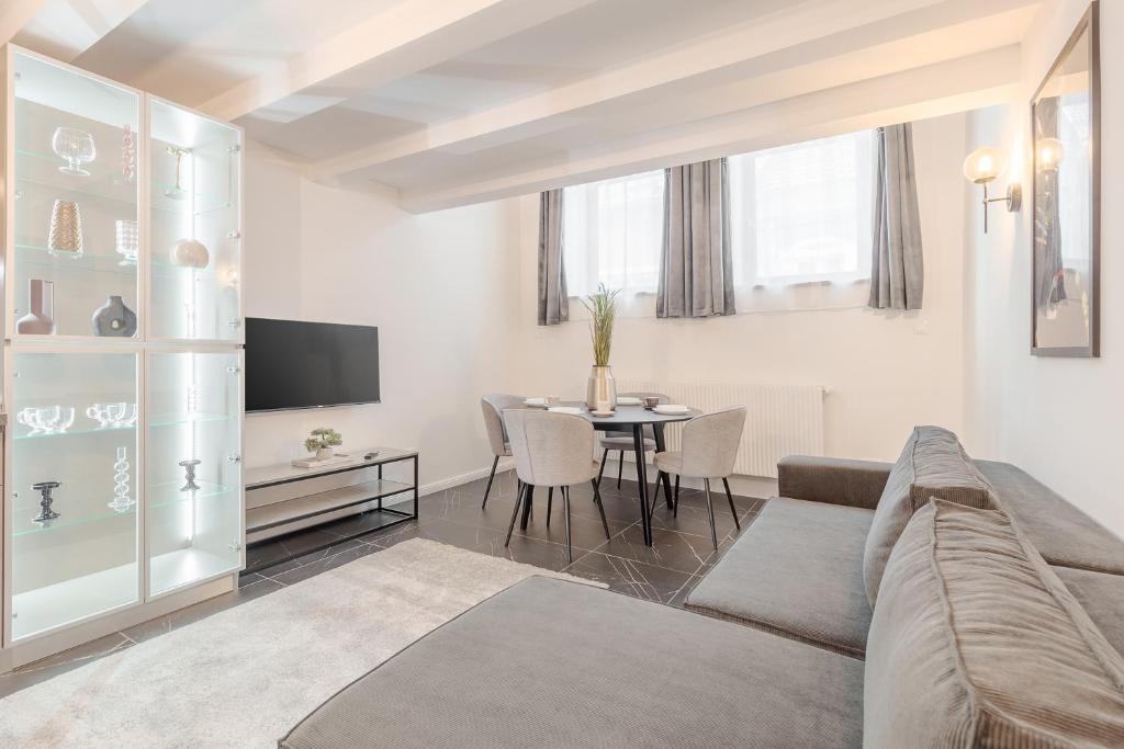 Apartament Ultra-Central Lux + Free Parking + Self Check-In photo 3