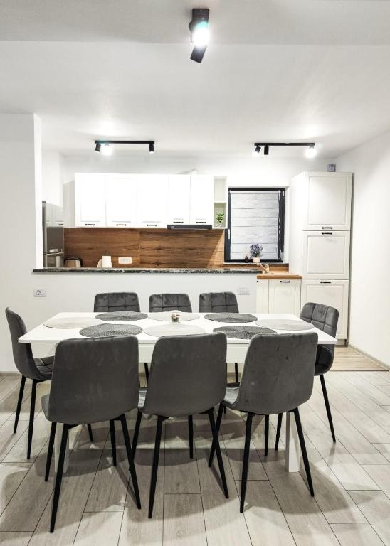 RIA Duplex Ariniș photo 3