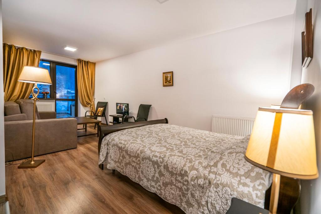 Ripsime Colina Marei photo 2