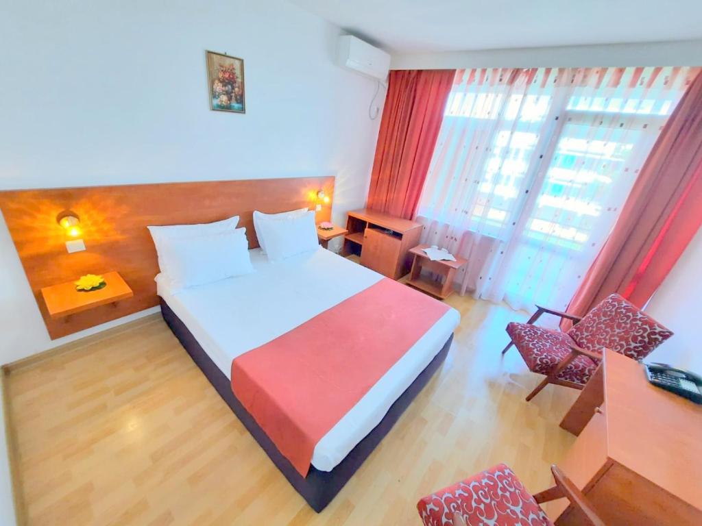 Hotel Tomis Neptun — photo 1