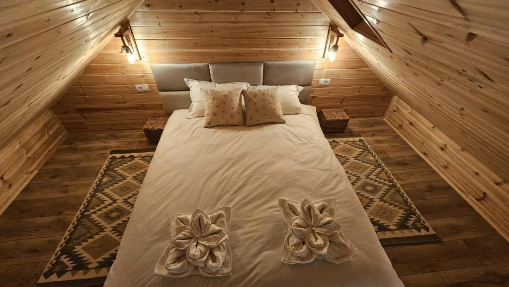 Suspended Tiny House photo 2