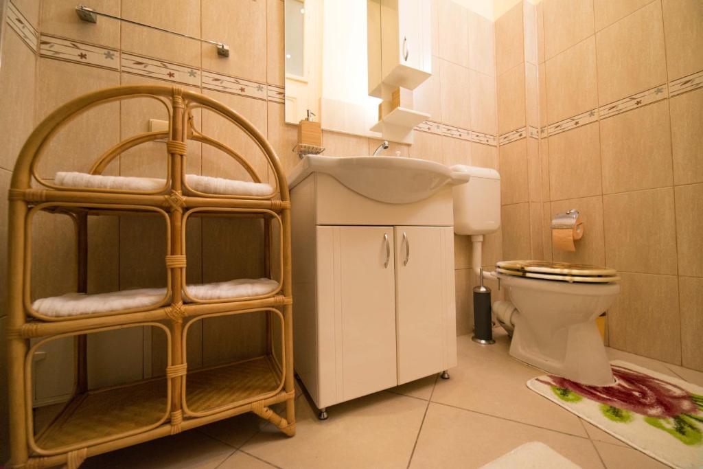 Rox Central Apartments 2 photo 3