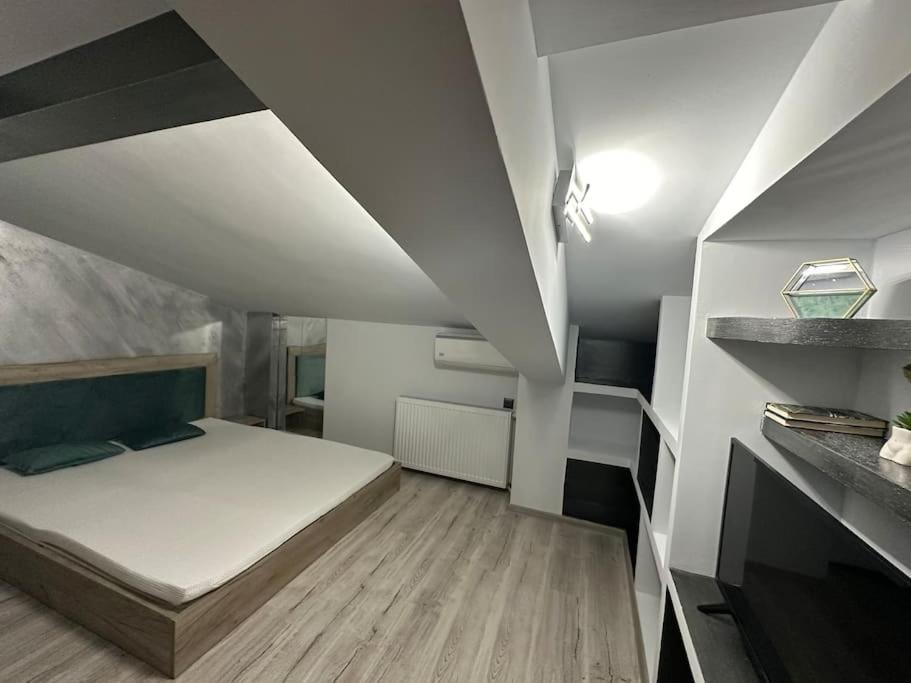 Sunshine residence photo 2