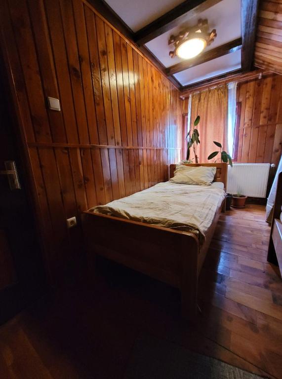RUSTIC Vidra photo 2