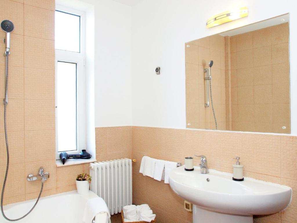 Sweet Dreams Suites Cismigiu Gardens photo 3