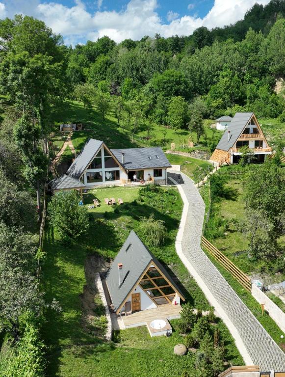 The Cliff Village — photo 1