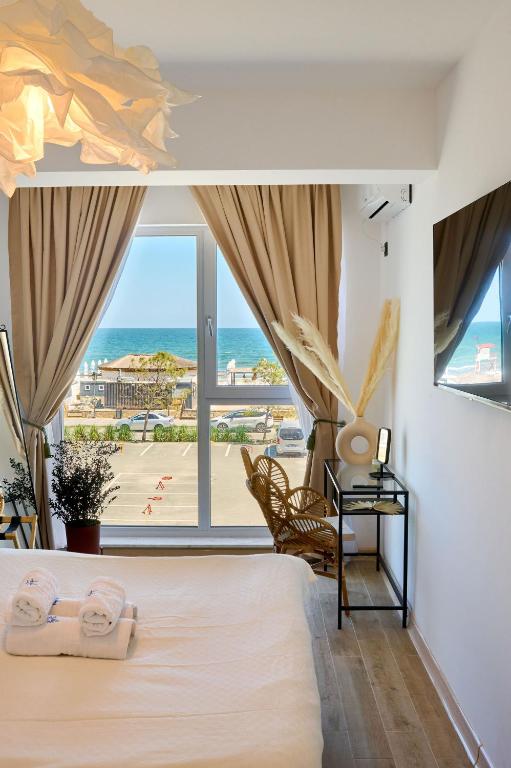 Seaside Serenity Apartment in Infinity Beach Resort - parking photo 2