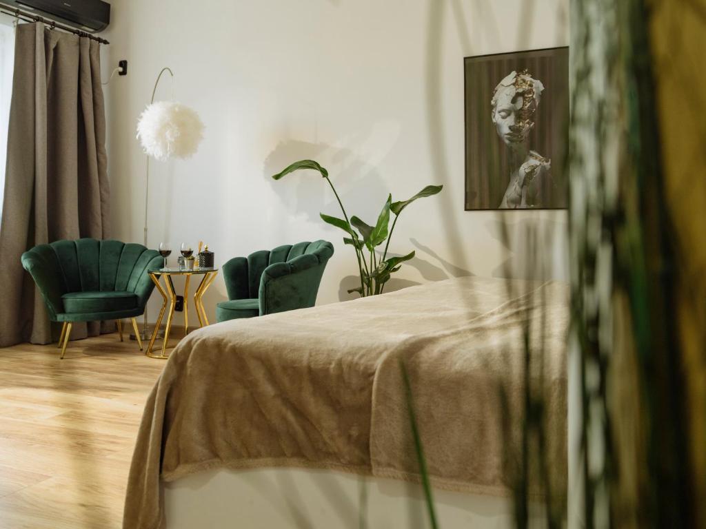 Sunset Rooftop Apartment Near Baba Novac photo 3