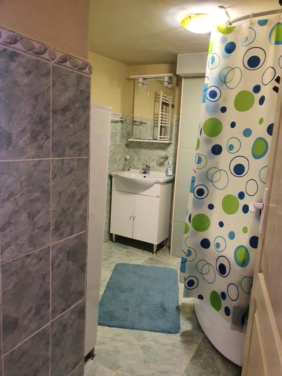 Carissa House photo 3