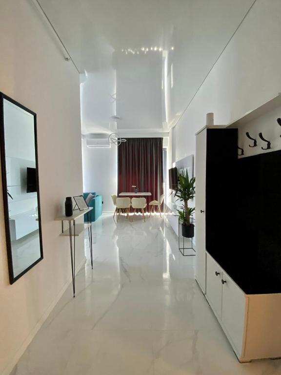 Studio503 by Allegio-Mamaia's Seaside Luxury near Finest Clubs & Beaches photo 2
