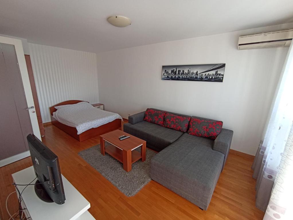 Apartment Tifani Belville photo 2