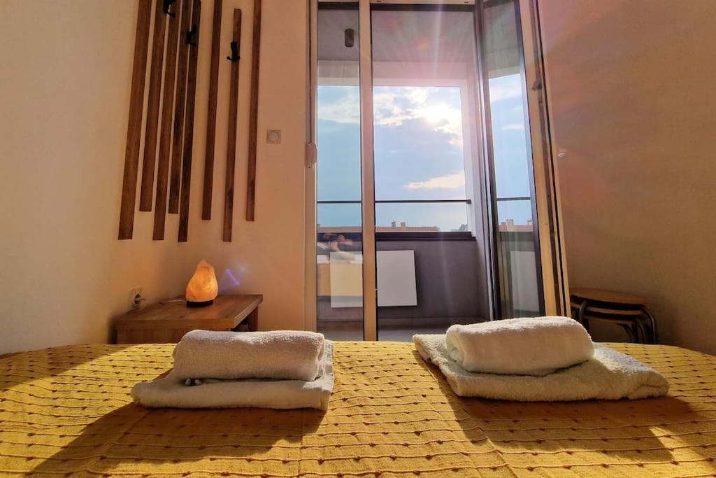Sunflower apartment photo 2