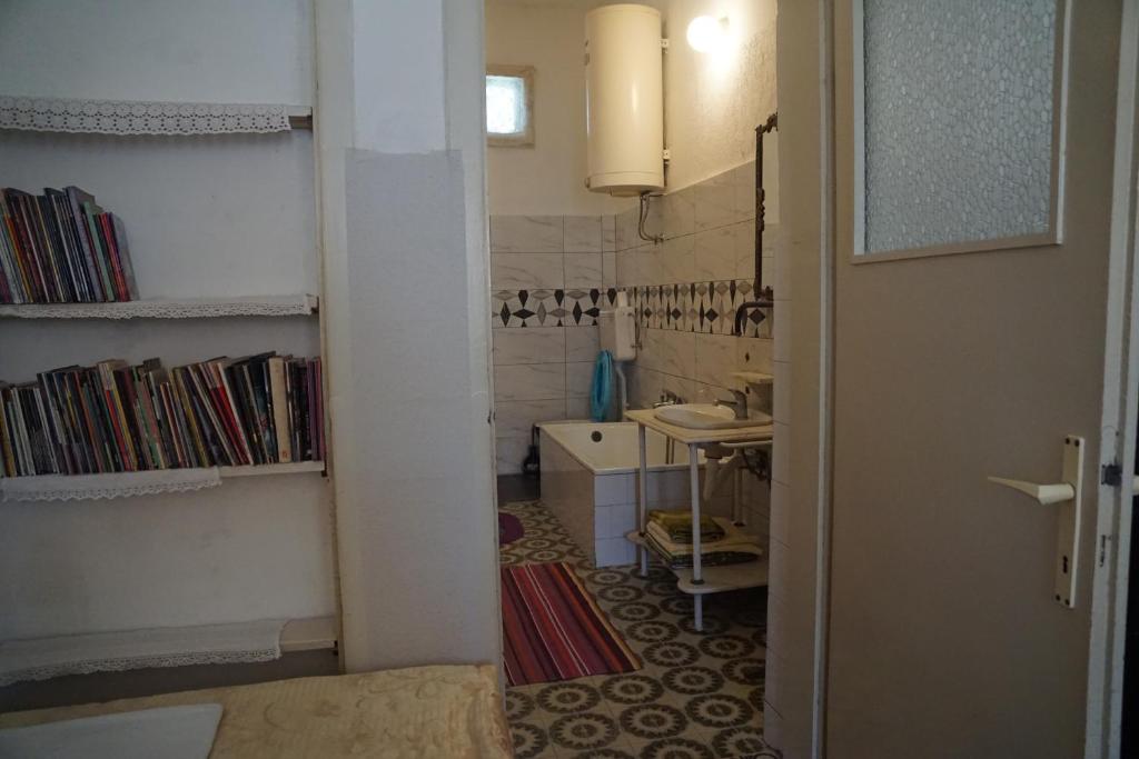 Somborski salas - strogi centar photo 3