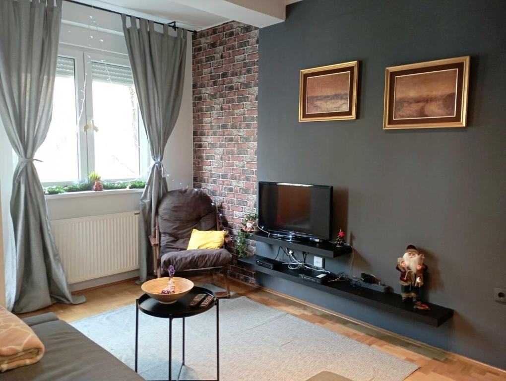Sun Center Apartment — photo 1