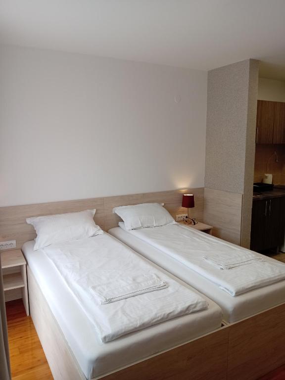 Apartment Atina photo 2