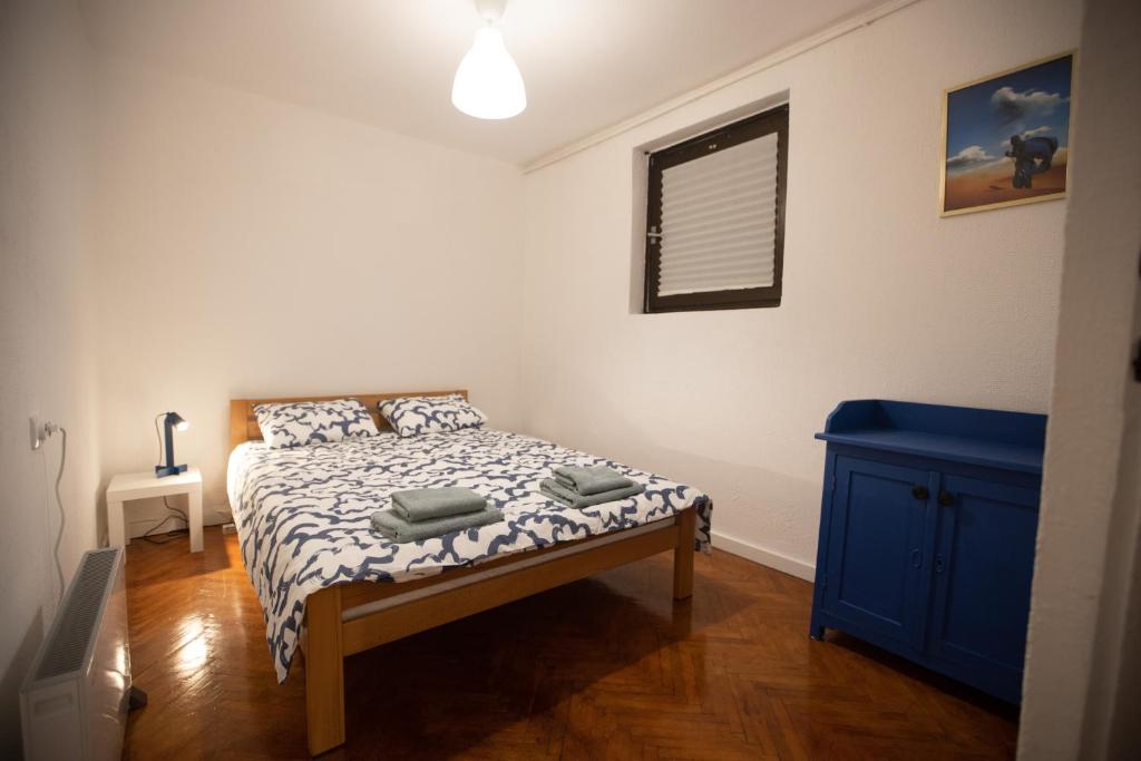 Tiny apartment — photo 1