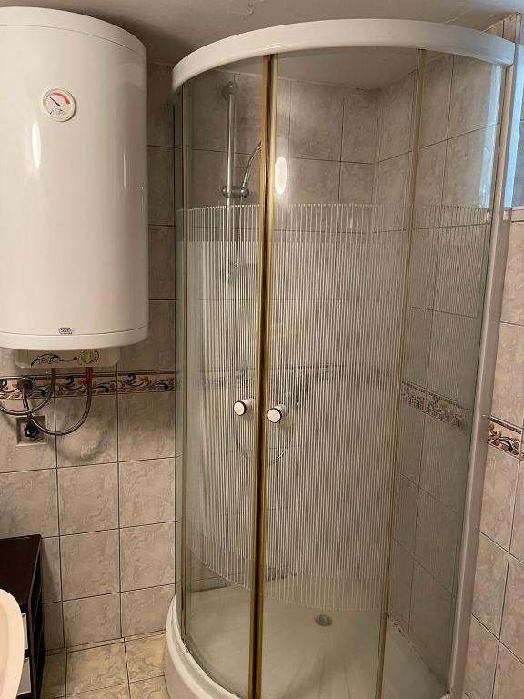 Starčević apartmani Orašac Aranđelovac OBAVEŠTENJE Proveriti raspoloživost putem poruke zbog učestalih lažnih rezervacija photo 3