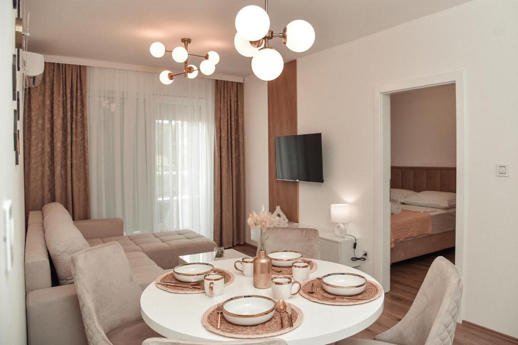 S&L luxury apartman — photo 1
