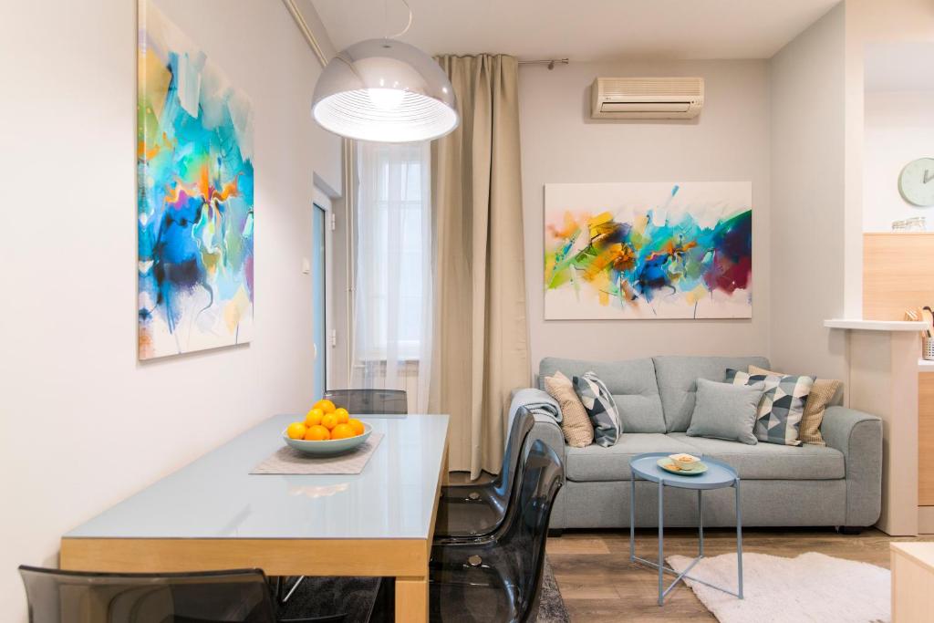 Top Central 5 Apartments — photo 1