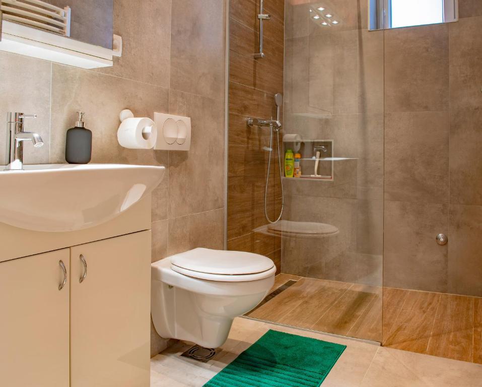 Rooster apartments photo 3