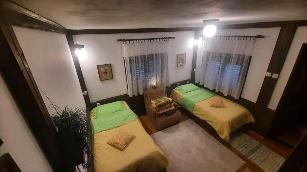 Šumska kuća Atina - Devojački Bunar photo 2