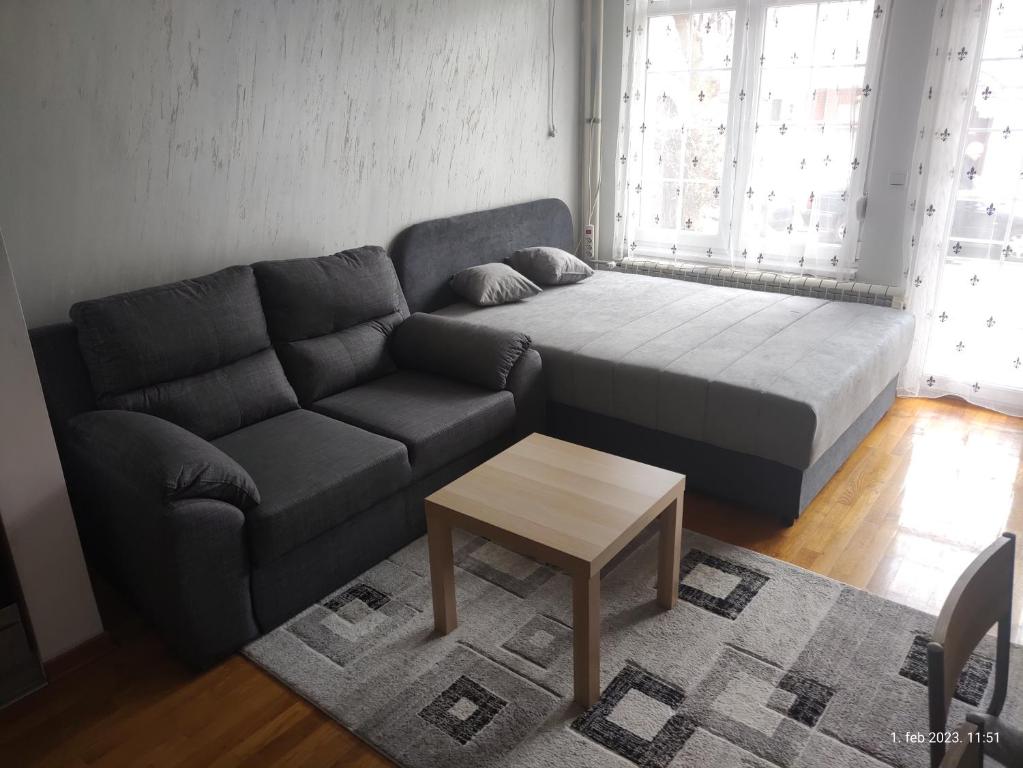 SUMICE apartment photo 3