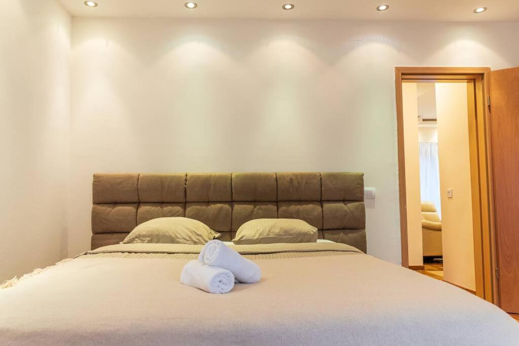 Royalux Zemun Residences photo 2