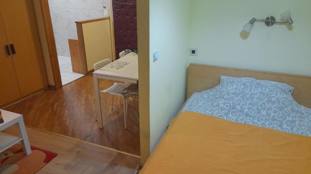 Vracar Krunska Jamiva photo 2