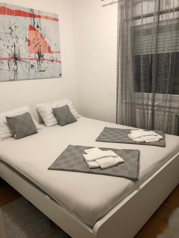 S-Lux apartman photo 2