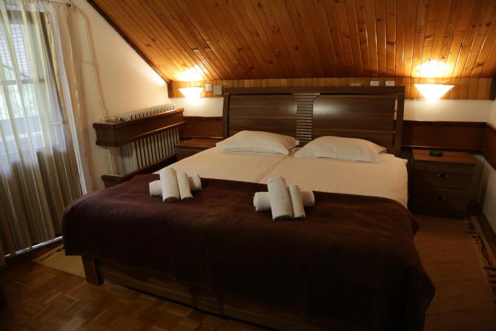Hotel Trayal photo 2