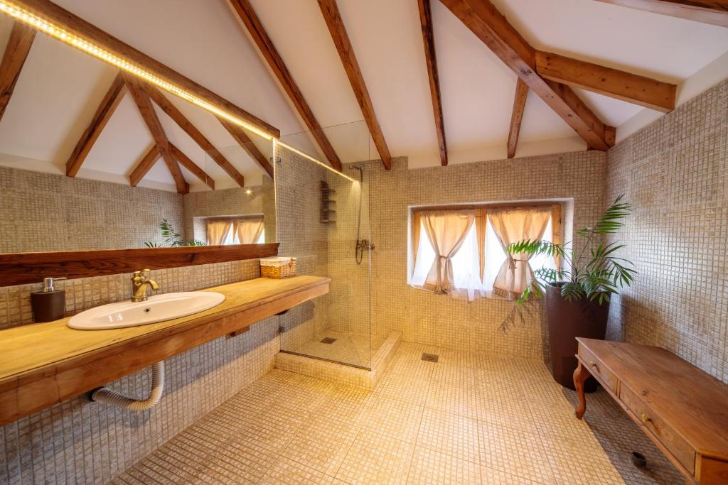 Woodland Resort photo 3