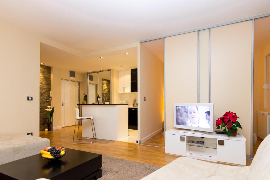 Slavija Square Apartments photo 3