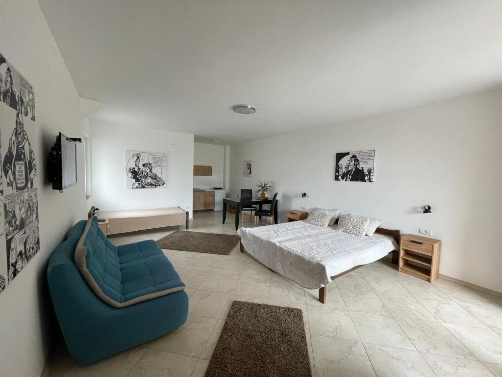 SOBE AVA — photo 1