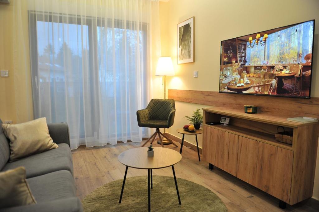 Anika apartmani Hedonica Vrdnik — photo 1