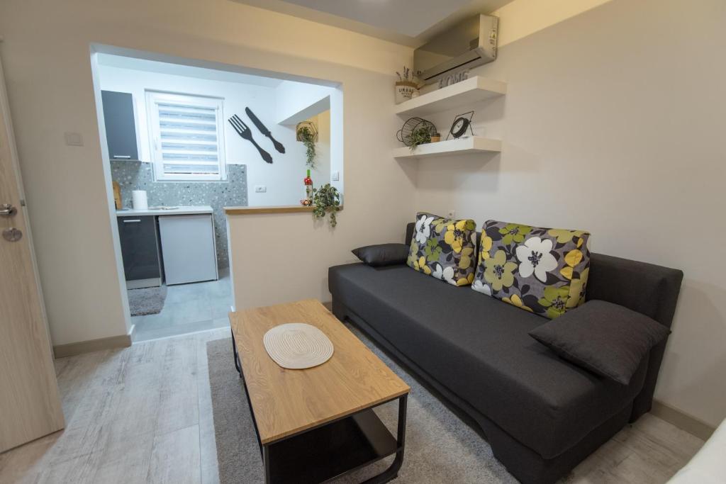 Tanis Apartments photo 3