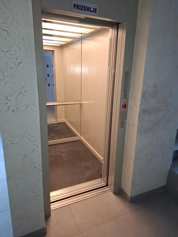 Smart Apartmani photo 3