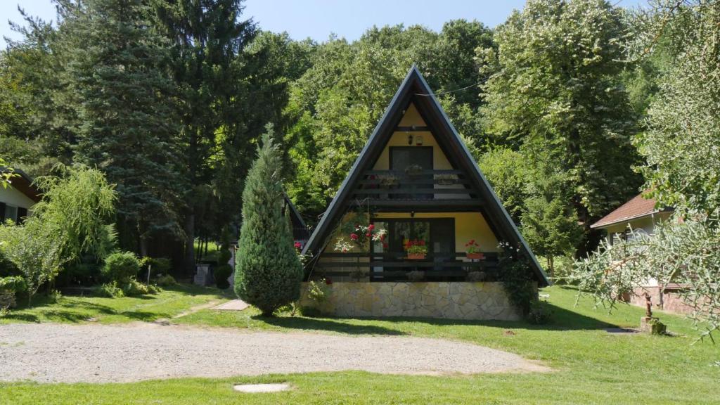 Planinska kuća "Zvuk Tišine" - Fruška gora — photo 1