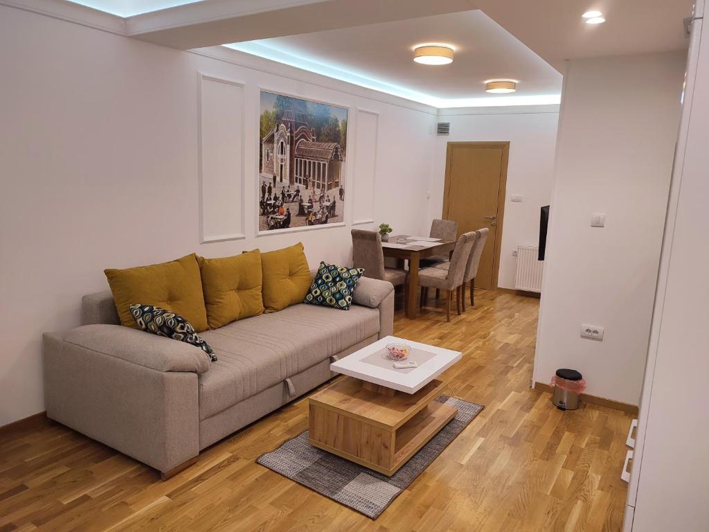 TiD Apartman LUX photo 2