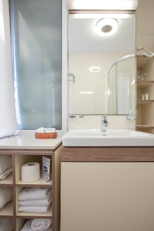 Hotel Srbija Garden-FREE PARKING-upon availability photo 3
